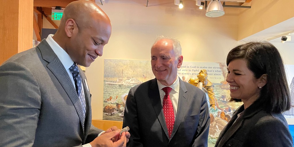 MarylandDOT's tweet photo. @GovWesMoore, MDOT Acting Sec. Paul Wiedefeld & Dr. Julie Schablitsky unveiled an archaeological find from Harriet Tubman’s birthplace Tues. at the Harriet Tubman Underground Railroad Visitor Center. MDOT Flickr: https://t.co/i7eWnCvC3n #MDOTdigs #BlackHistoryMonth @Tubman_Byway https://t.co/EHxSdSdCY5