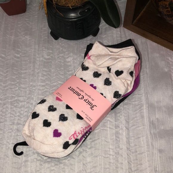 jakhot10's tweet photo. So good I had to share! Check out all the items I'm loving on @Poshmarkapp from @IKreminskiy #poshmark #fashion #style #shopmycloset #juicycouture #freepeople #coal: https://t.co/qe1fzFagbB https://t.co/S12Ang0rXy