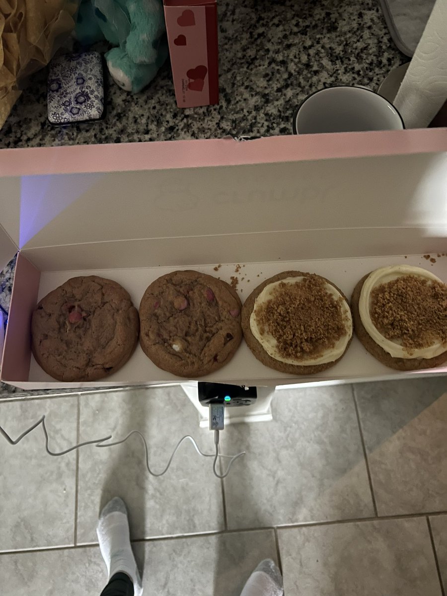 Definition of making valentines day everyday 🥹🥰❤️ <a href="/ccsmith60/">Chris Smith</a> I love you!