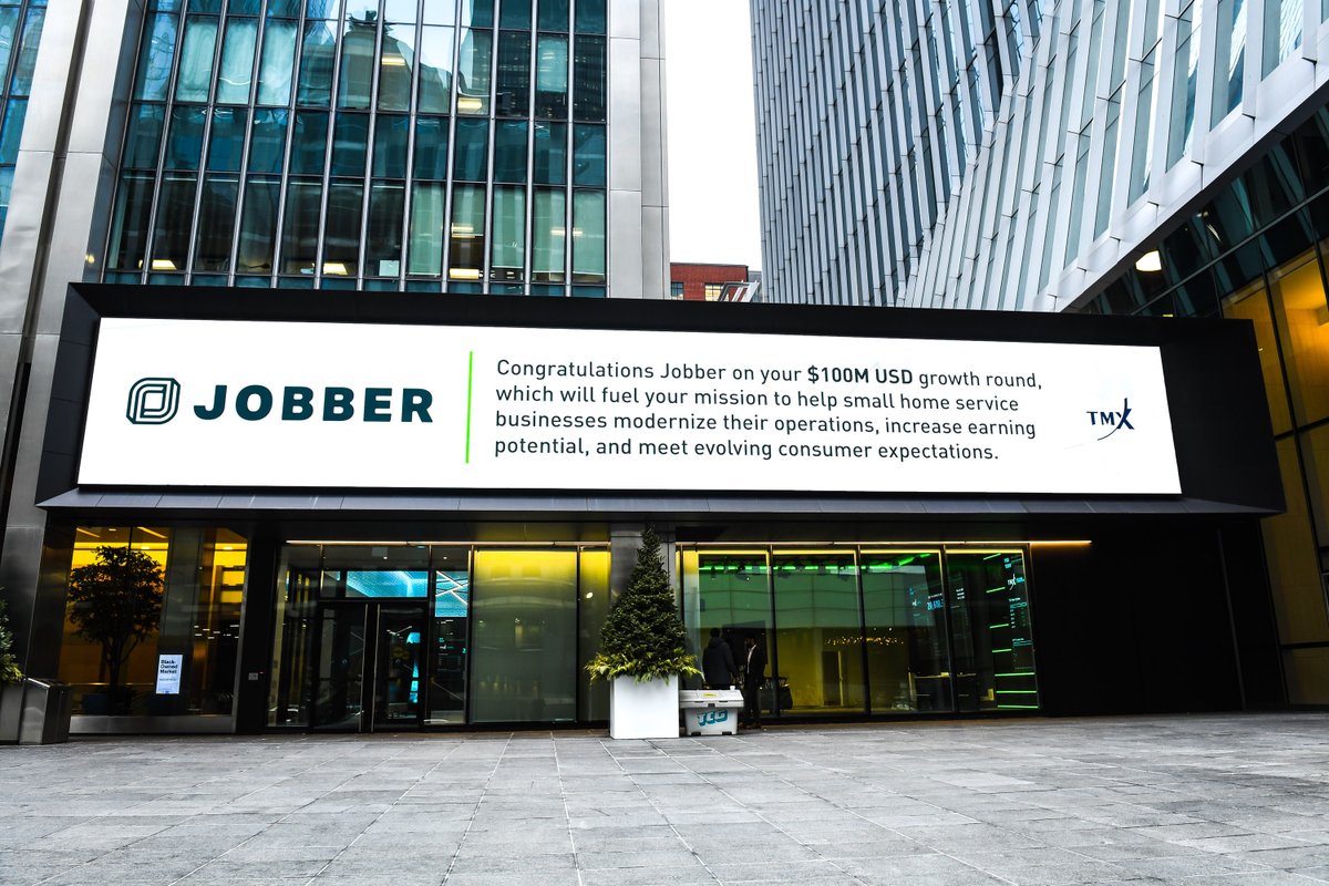 Very exciting to be congratulated by the <a href="/TMXGroup/">TMX Group</a>  on the EY Tower in Toronto! 🎉

Thank you Dani Lipkin for organizing this for us. Such a great moment for the Jobber team!