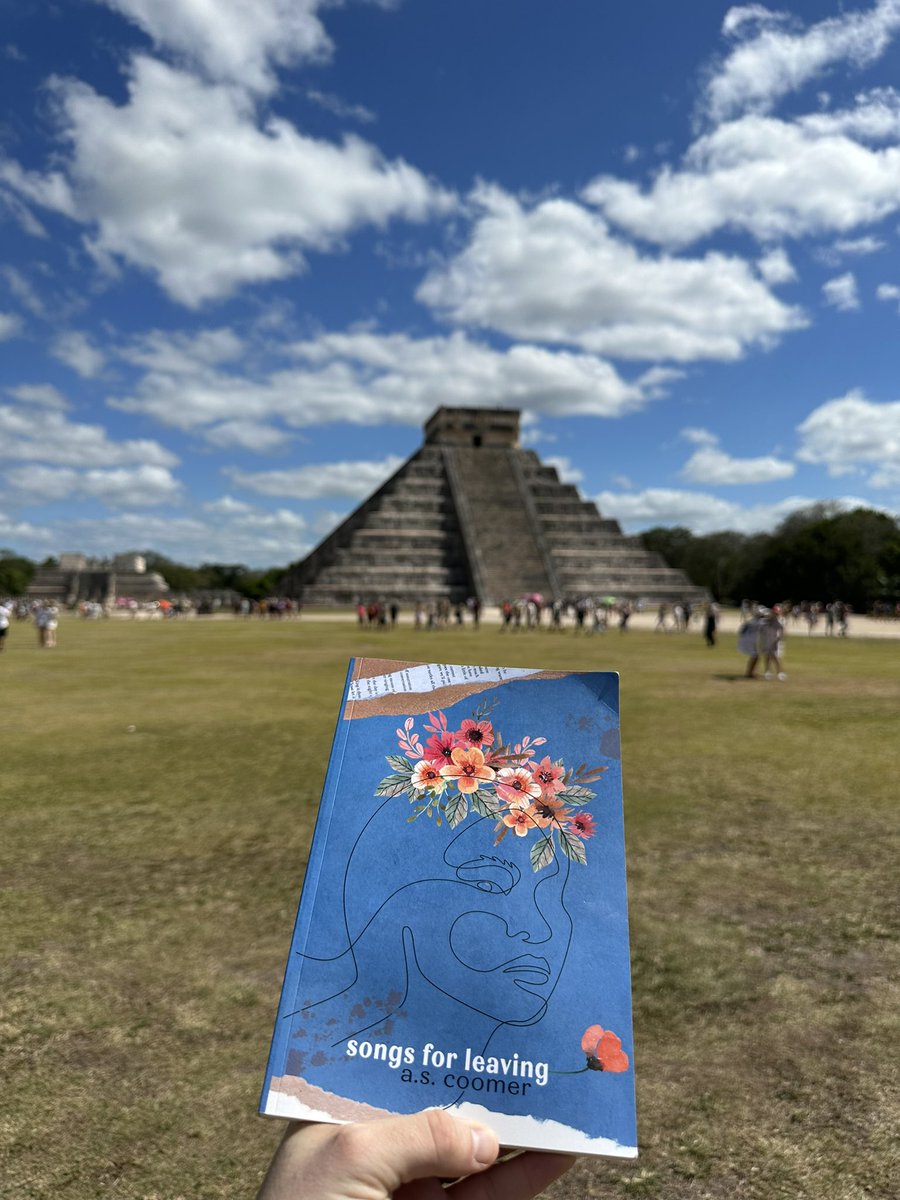 ascoomer's tweet photo. Songs for Leaving at Chichen Itza #Mexico #ASCoomer #SongsForLeaving #GutterSnobBooks #books https://t.co/00q4prDQ0R