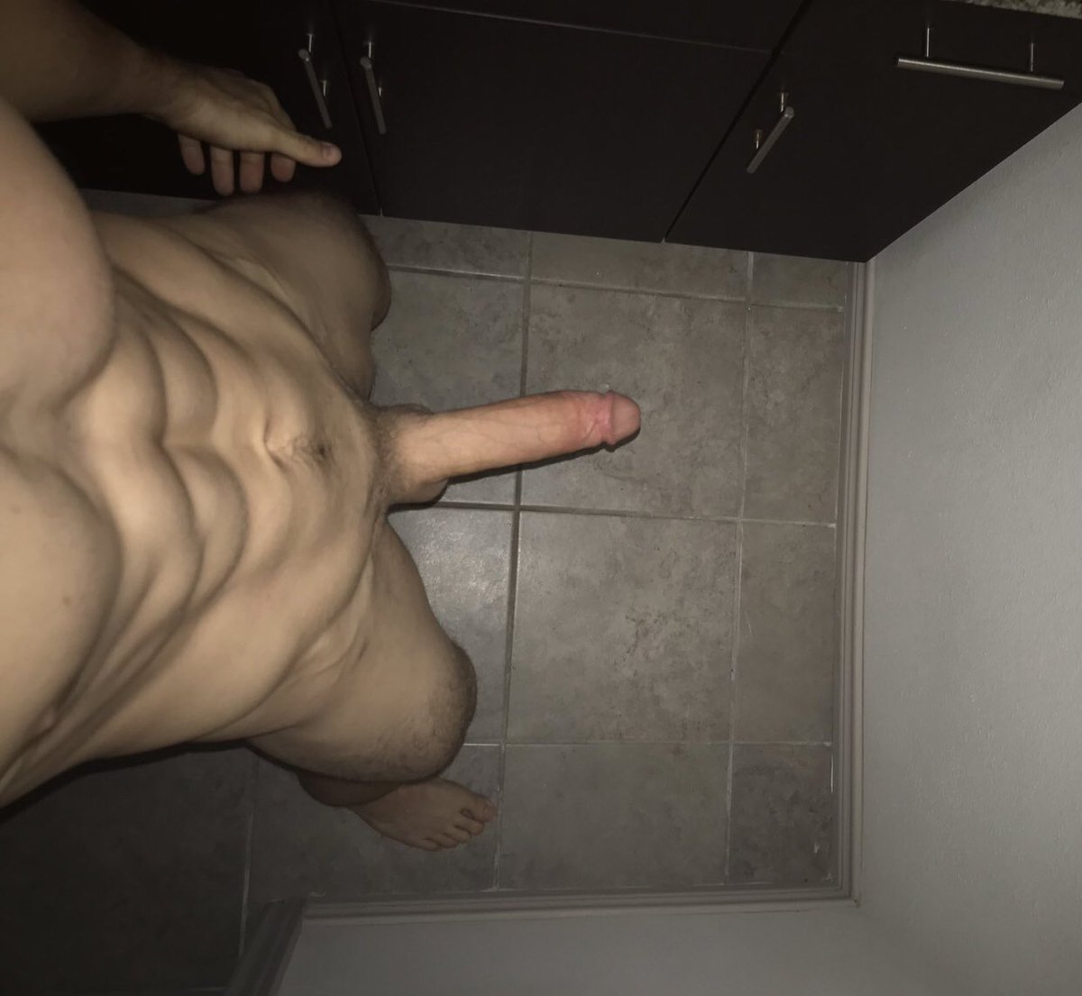 SecretInFrat's tweet photo. This would be your camera roll if Carter was your boyfriend.

                    … Any volunteers? https://t.co/4EPtEnI6qp