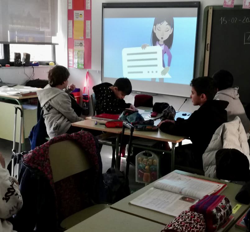 ceiplaladera's tweet photo. La seguridad en internet es uno de los objetivos de nuestro #PlanTIC trabajamos el uso responsable de la tecnología, el Ciberbullying, la privacidad en las redes sociales, el correcto uso del móvil, las fake news, etc.
#diainternetsegura #compdigedu #sid2023 https://t.co/x8tpLtVKiX