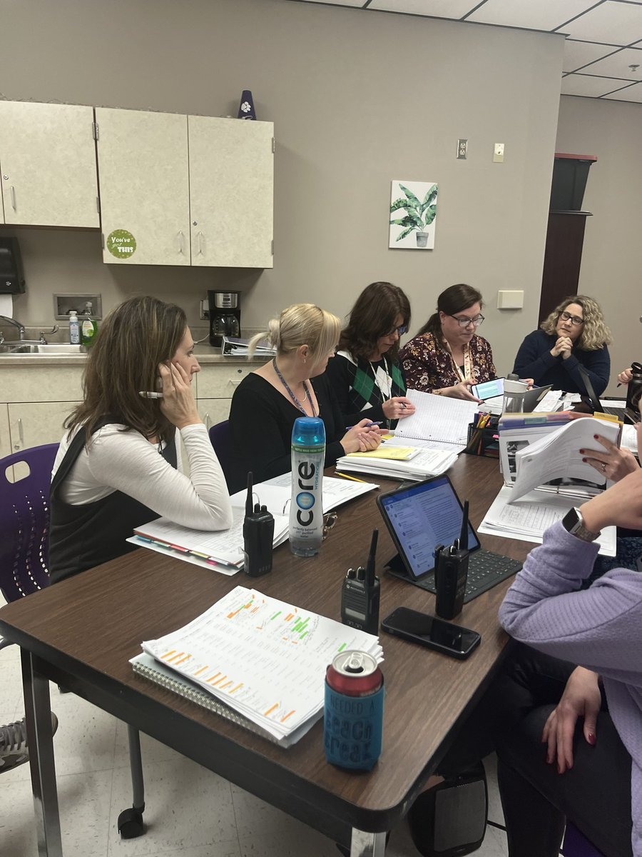 PWMSPanthers's tweet photo. Analayzing data & developing action steps to meet our current challenges before testing. #ownership #sumnerachieves #purposefulPLCs #ROCvision https://t.co/J45mRm89lB
