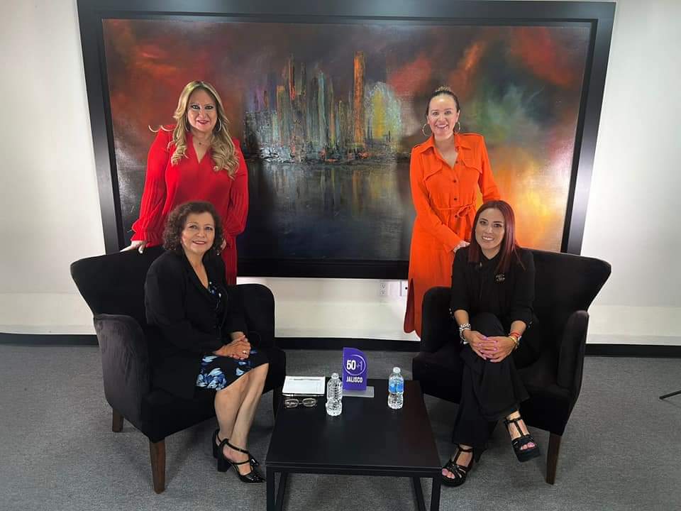 Fuí invitada a participar en  una  entrevista con mi querida y admirada amiga <a href="/PatyFloresO/">Paty Flores Ozuna</a> mujeres líderes del sector empresarial para el colectivo  <a href="/50mas1jalisco/">50+1Jalisco</a>
Agradezco la invitación a su Presidenta <a href="/LoreConsulmerk/">Lorena Consulmerk</a>  Un placer coincidir con cada una de ellas!