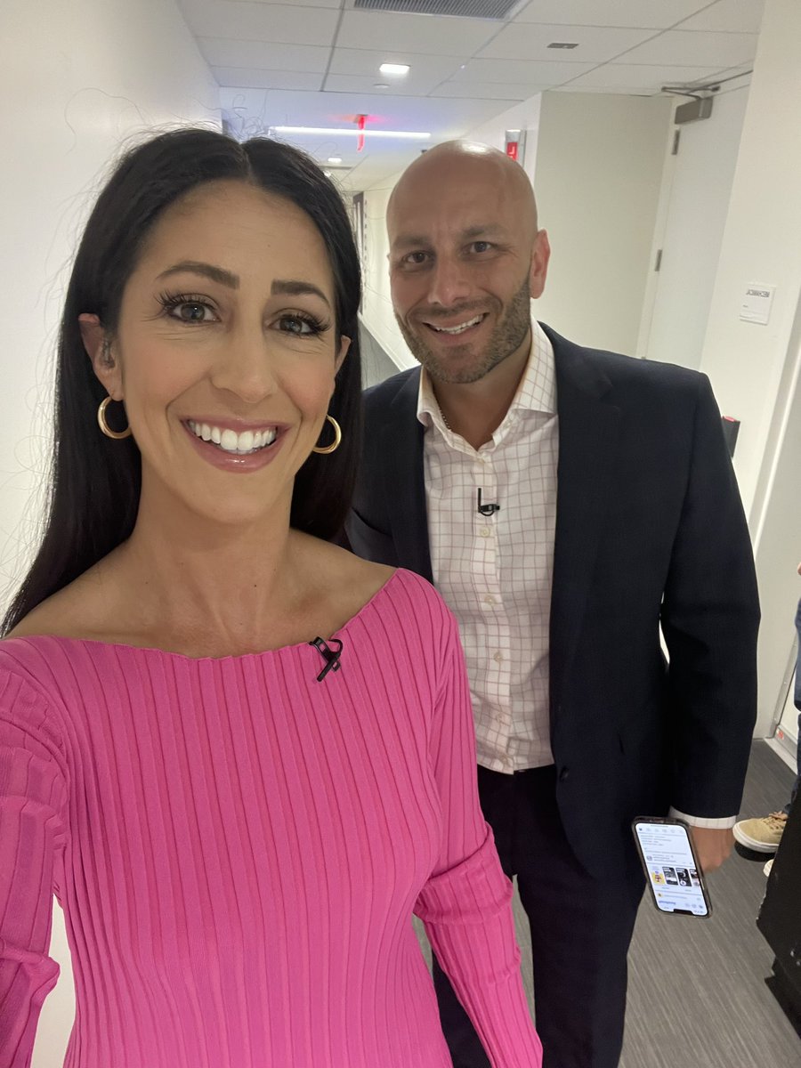 Dani Wexelman tweet media