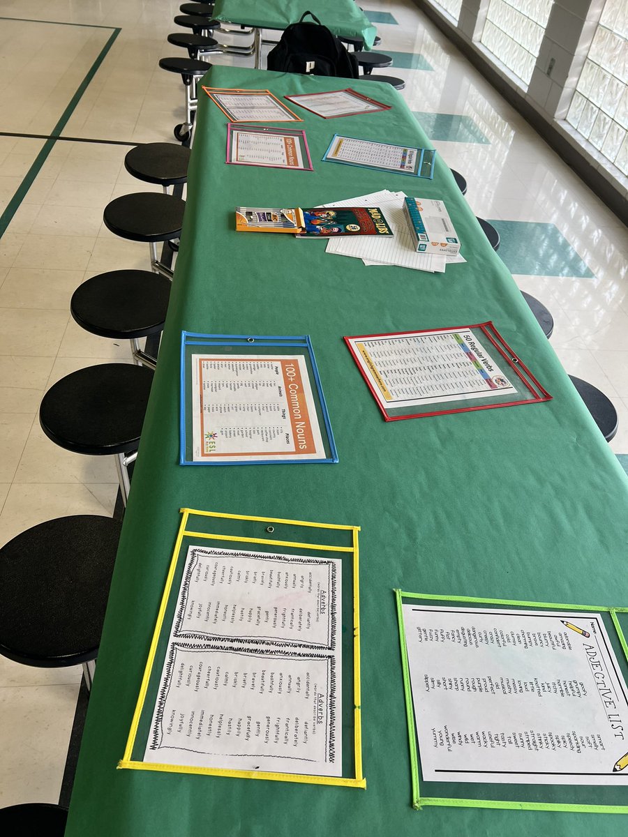 Laura R Moya tweet media