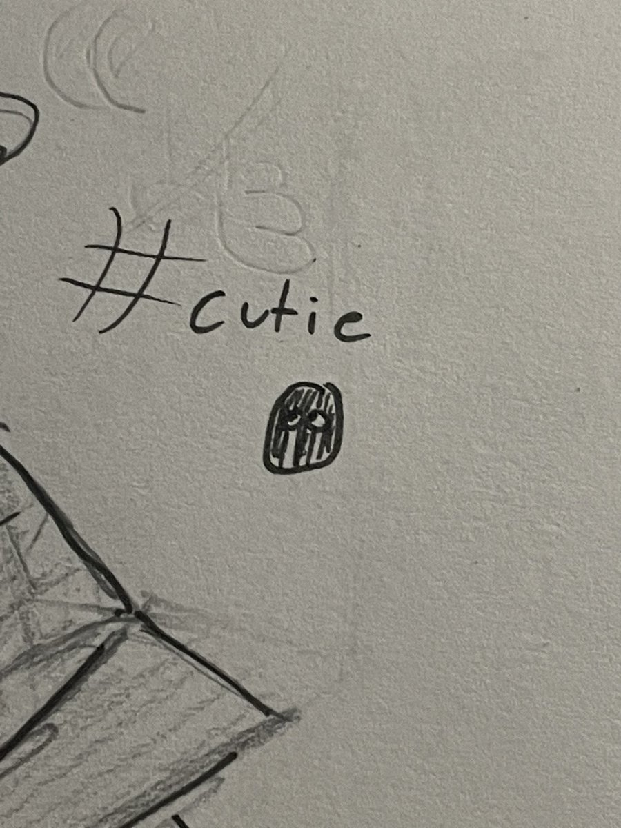 KarterKoolll's tweet photo. @hurraaid ‘s Roach!! Love this little cutie patootie, I also love being fast at drawing, + notes from when I was drawing this, and tiny Königs!! :3 
#GaryRoachSanderson #roachmw #roach #drawing #MW2 https://t.co/XjanCSGfeM