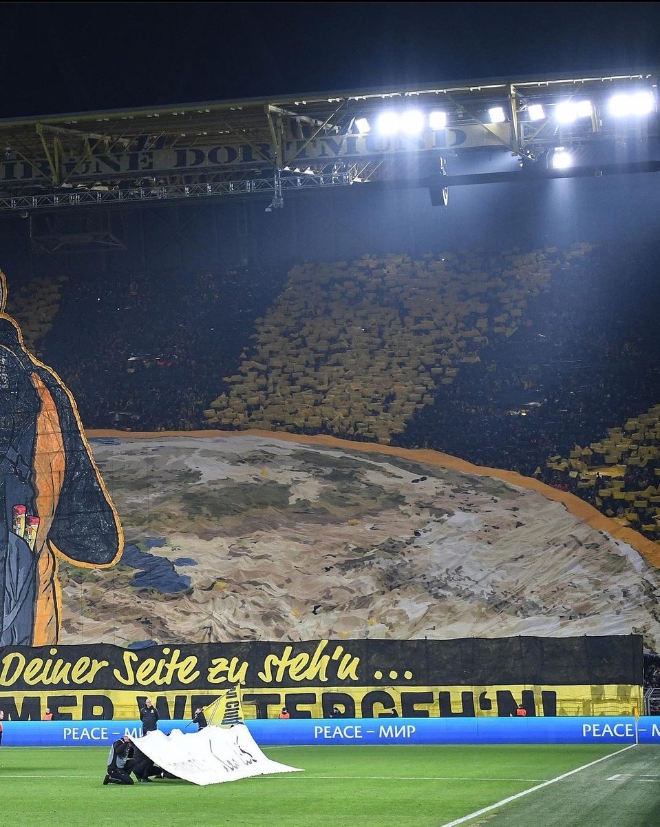 "𝐄 𝐯𝐚𝐥𝐞𝐮 𝐚 𝐩𝐞𝐧𝐚, 𝐭𝐨𝐝𝐚𝐬 𝐚𝐬 𝐯𝐞𝐳𝐞𝐬, 𝐞𝐬𝐭𝐚𝐫 𝐚𝐨 𝐬𝐞𝐮 𝐥𝐚𝐝𝐨... 𝐚 𝐣𝐨𝐫𝐧𝐚𝐝𝐚 𝐜𝐨𝐧𝐭𝐢𝐧𝐮𝐚𝐫𝐚 𝐩𝐚𝐫𝐚 𝐬𝐞𝐦𝐩𝐫𝐞!".

🥹💛🖤