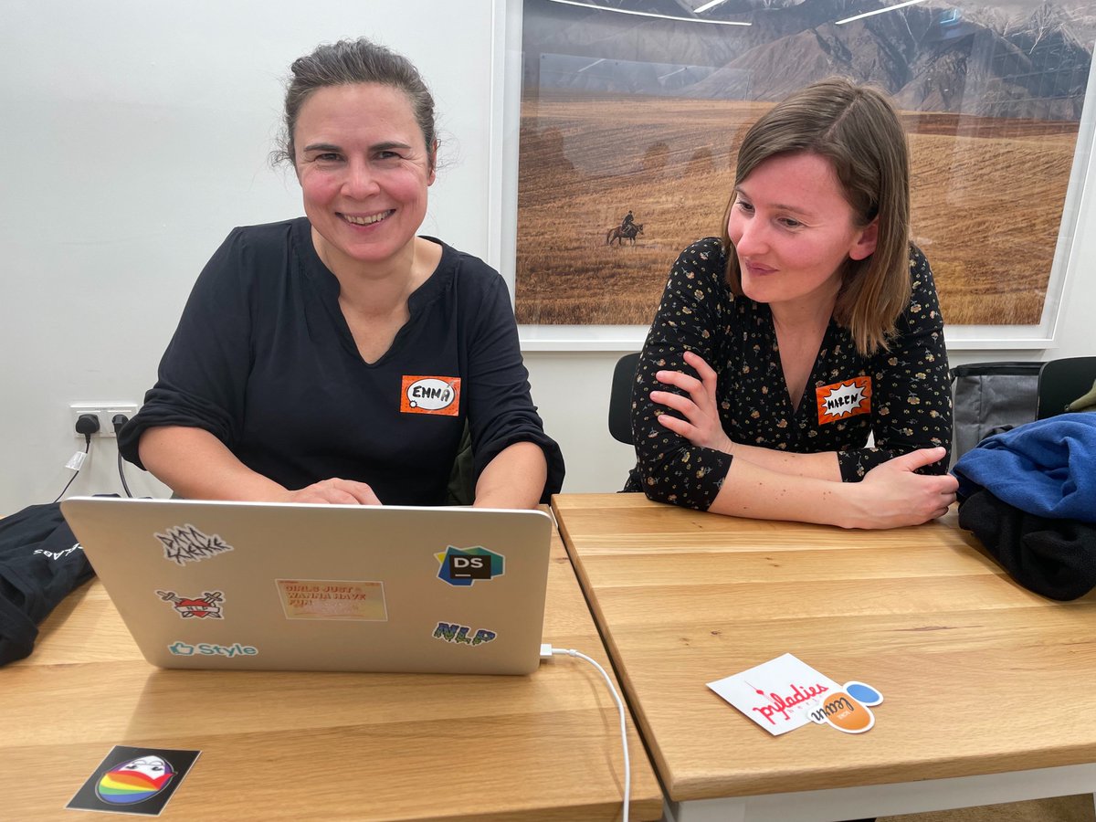 PyLadiesBer's tweet photo. Thank you all for bringing your energy, your questions and your contributions to @scikit_learn <3
All of our hearts and appreciation to the maintainers @MarenWestermann & @adrinjalali
And thank you @saucelabs for your support 🥂
See you again next week for another HackNight! https://t.co/jiT06Lhg13