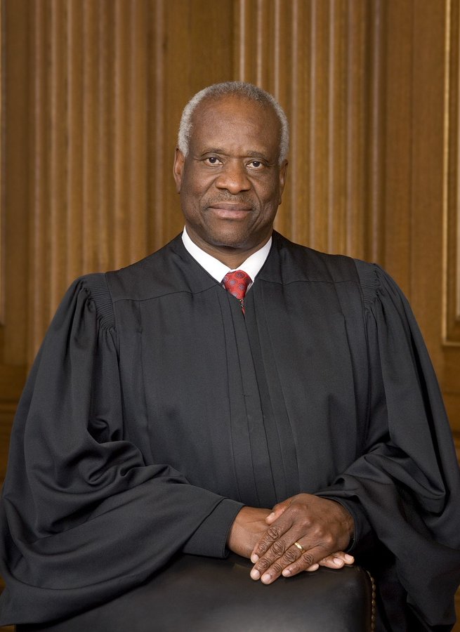 Sachinettiyil's tweet photo. Senators in Georgia has voted to erect a statue of the Supreme Court Justice Clarence Thomas on Capitol grounds. https://t.co/eoMsKucCIL