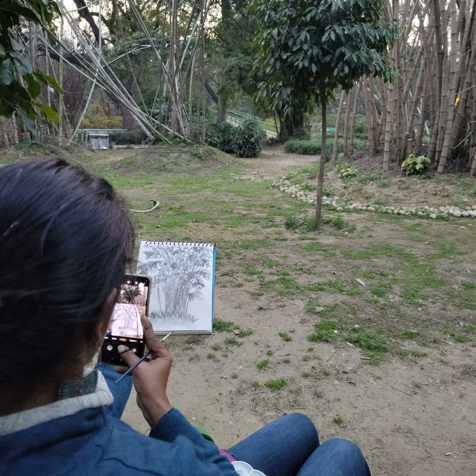 Bamboo thicket at Lodhi Garden in pen and ink, inspired by Japanese artworks.
#liveketching
#urbansketching #indiaves
#TwitterNaturePhotography #pleinairpainting #outdooractivities #naturejournaling #bamboo #bamboosketch #penandinkdrawing #blackandwhitephoto #japeneseart