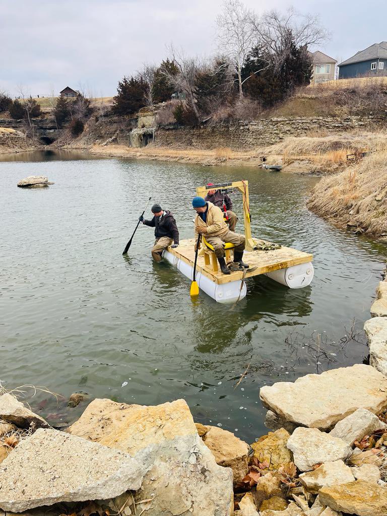 taylorolson40's tweet image. Tested out the “Pump Puller” today. Worked like a charm! Battery powered winch and trolling motor were essential. All materials cost us $350. #homeade #boat