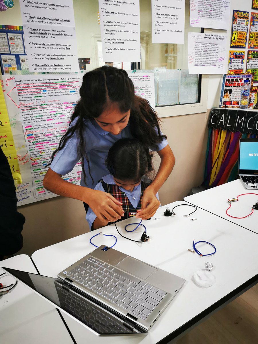 AIS_Grade6's tweet photo. On Tuesday, our Grade 6 students held a Science Showcase, which was highly popular among younger students!🧪

#AISGrade6 #AISScience https://t.co/qtu5oa8CbN