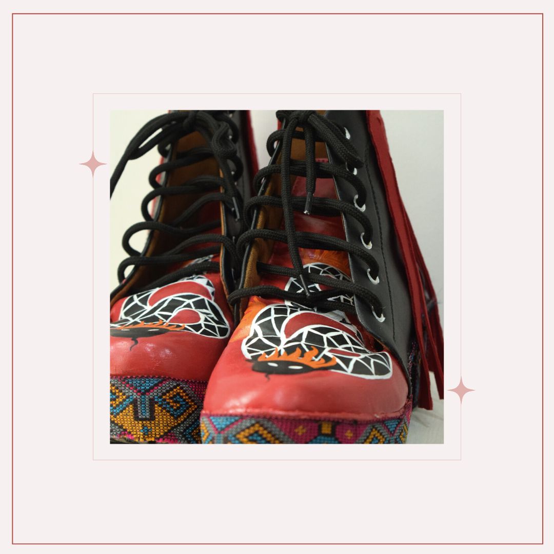 esedsschool's tweet image. &quot; Lham iddhi &quot;. In Tibetan language &quot; lham&quot; stands for shoe and iddhi is a Buddhist word that means creativity. The design is inspired by Tibetan masks designed by symphony, our first-year fashion design student.
#fashiondesign #accessorydesign #fashionproject  #art #studentwork