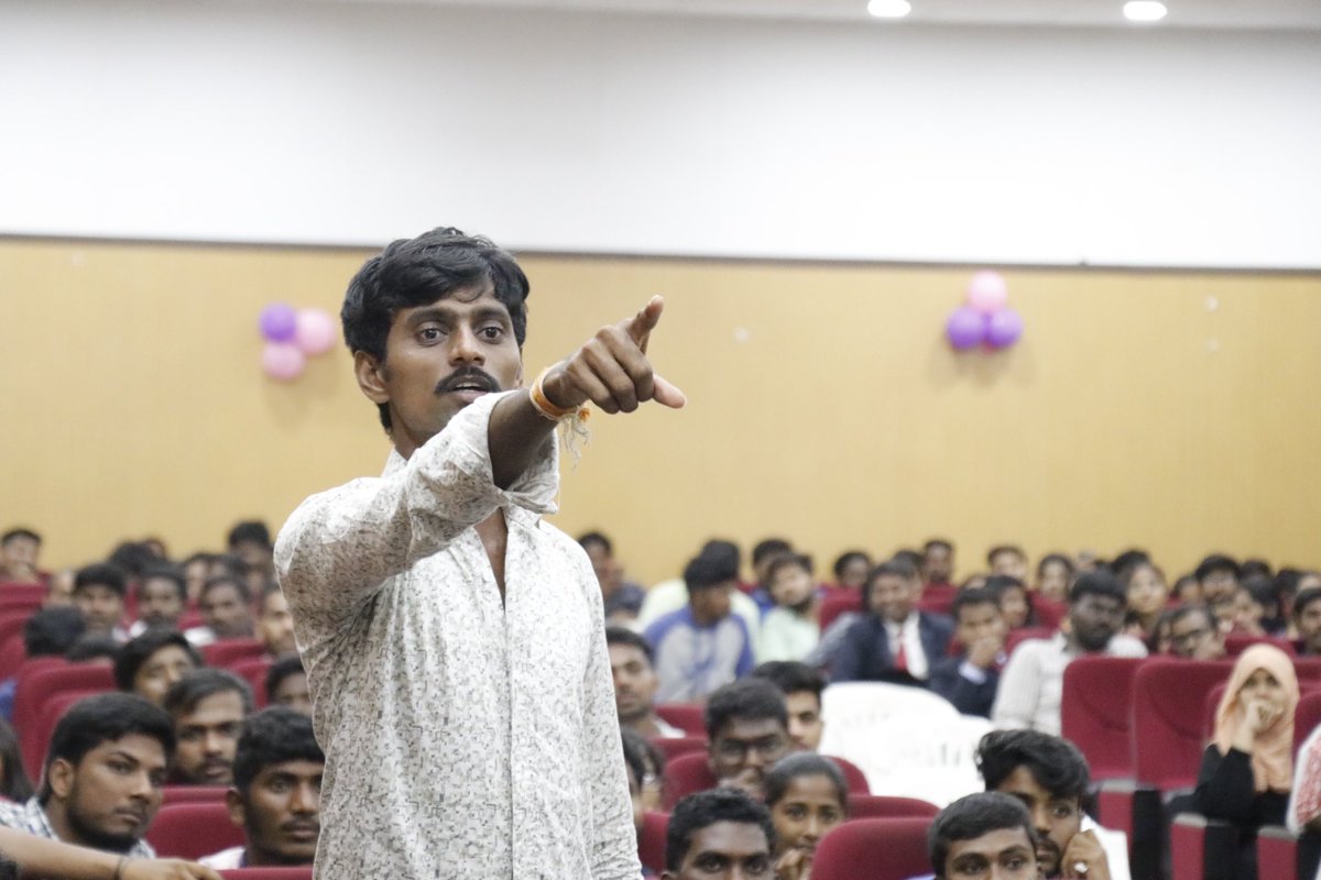 tack_on's tweet photo. We had an amazing time at Nellore Narayana's MBA college with our Quiz Master and Chief Content Tailor, @bodhanapuvishnu , who hosted an incredible #BusinessQuiz! Thanks to everyone who participated and made it such a memorable event! #Quiz #TackOn #QuizMaster #contentcreator https://t.co/SNGx5rsx67