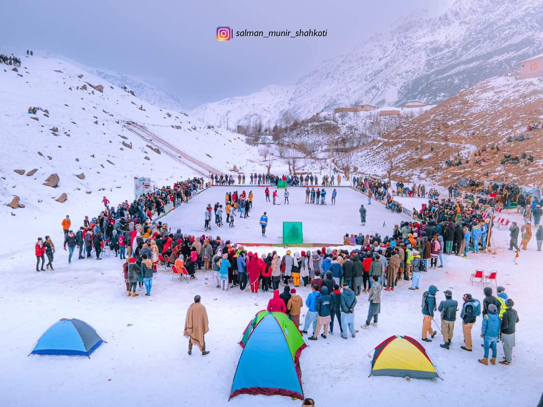 ItxFaizurehman's tweet photo. Ice hockey held in Parwak Upper Chitral. Indeed this is the best opportunity for our sisters. We appreciate the efforts of the Canadian High Commissioner Leslie Scanlon.
#womengames #womenempowerment #IceHockey #parwak #chitralupper #Canada #CanadianHighCommission https://t.co/XaPNrp2cLg