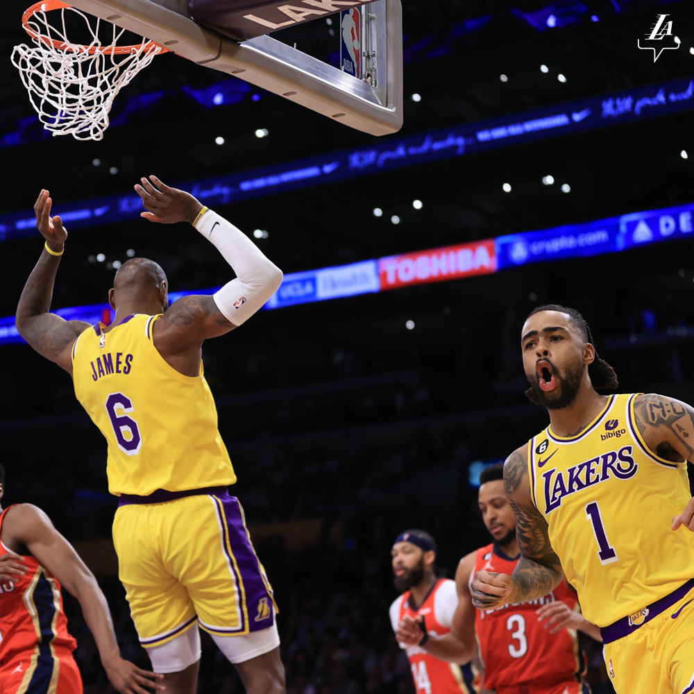 Lakers's tweet photo. One for the Louvre https://t.co/ypusO6H3si