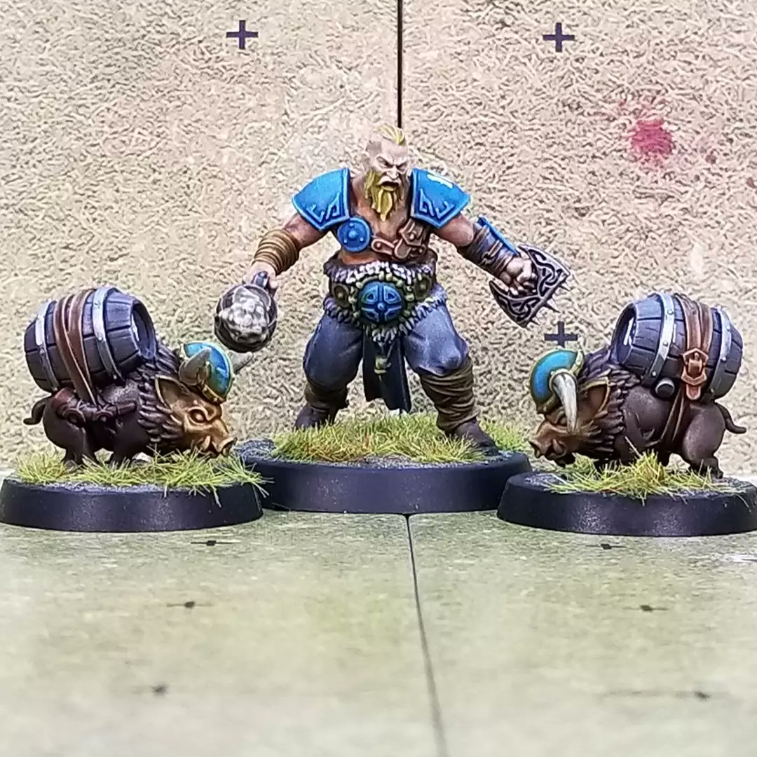 EpicDieStudio's tweet photo. Norse Team complete! Going green for my next project! #bloodbowl #gamesworkshop #miniaturepainting #thearmypainter #speedpaints #vallejopaints #nuffle https://t.co/ujoXCrRDBY