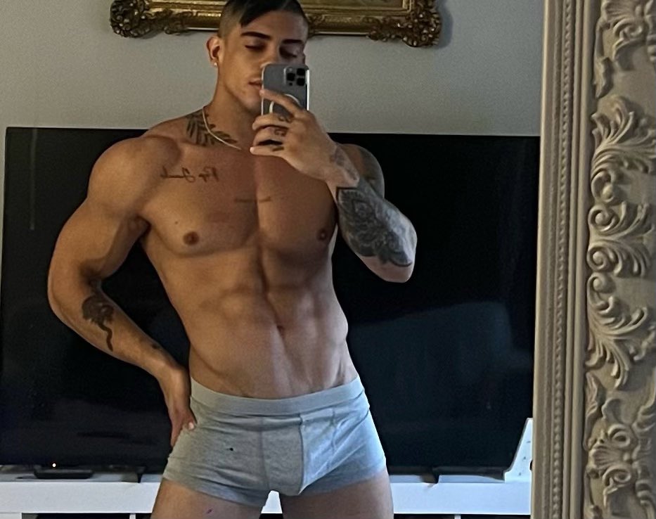 AJOTA_RS's tweet photo. 45% de descuento por San Valentín 😈💘 https://t.co/qL5j5njbqR 👈🏻 entra y suscríbete y disfruta de mi contenido 🍆💦 RT! https://t.co/NP6sAJhq8M