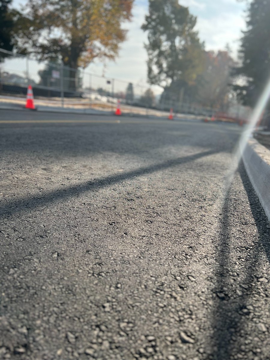 SB Recreation &amp; Aquatic Center Proj Notice:  City Park Way will be closed on Thurs, Feb 16, 2023, 7AM-4PM. Temp detour signs will be placed in the area.  Please use caution when driving in &amp; around the construction zone &amp; alternative routes. 🚧🦺