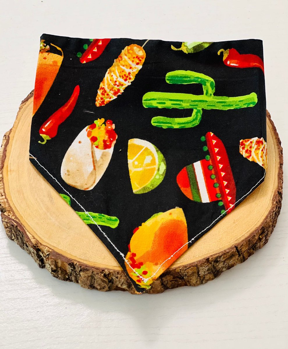 barkinfashion's tweet photo. Excited to share this item from my #etsy shop: Taco Dog Bandana/Scrunchy Dog Bandana//Dog Mom/Reversible Dog/Cat Bandana https://t.co/GdO7Kv41hg
#dogbandana #doglover #dogmom #scrunchybandana #barkinfashion #smallbusiness https://t.co/ZaxIs1ly73