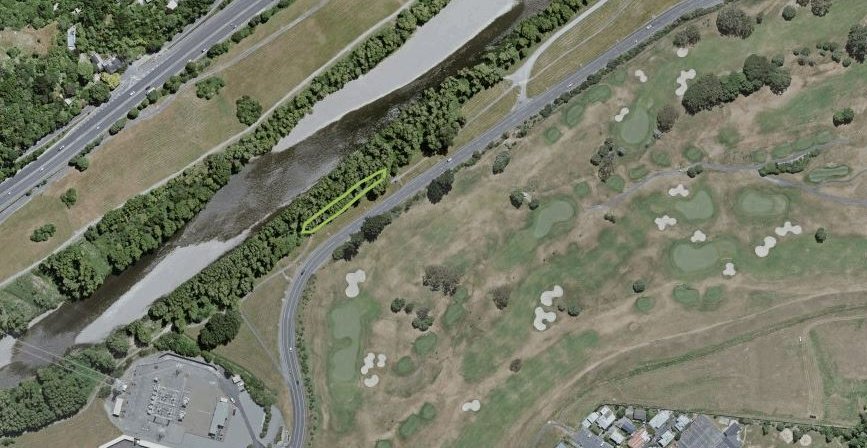 HuttCityCouncil's tweet photo. A section of the Hutt River Trail along Harcourt Werry Drive has begun eroding due to higher river levels. Greater Wellington Regional Council representatives are on site placing concrete blocks and fencing. A diversion is in place for cyclists and walkers. https://t.co/Kc8InW2dhR