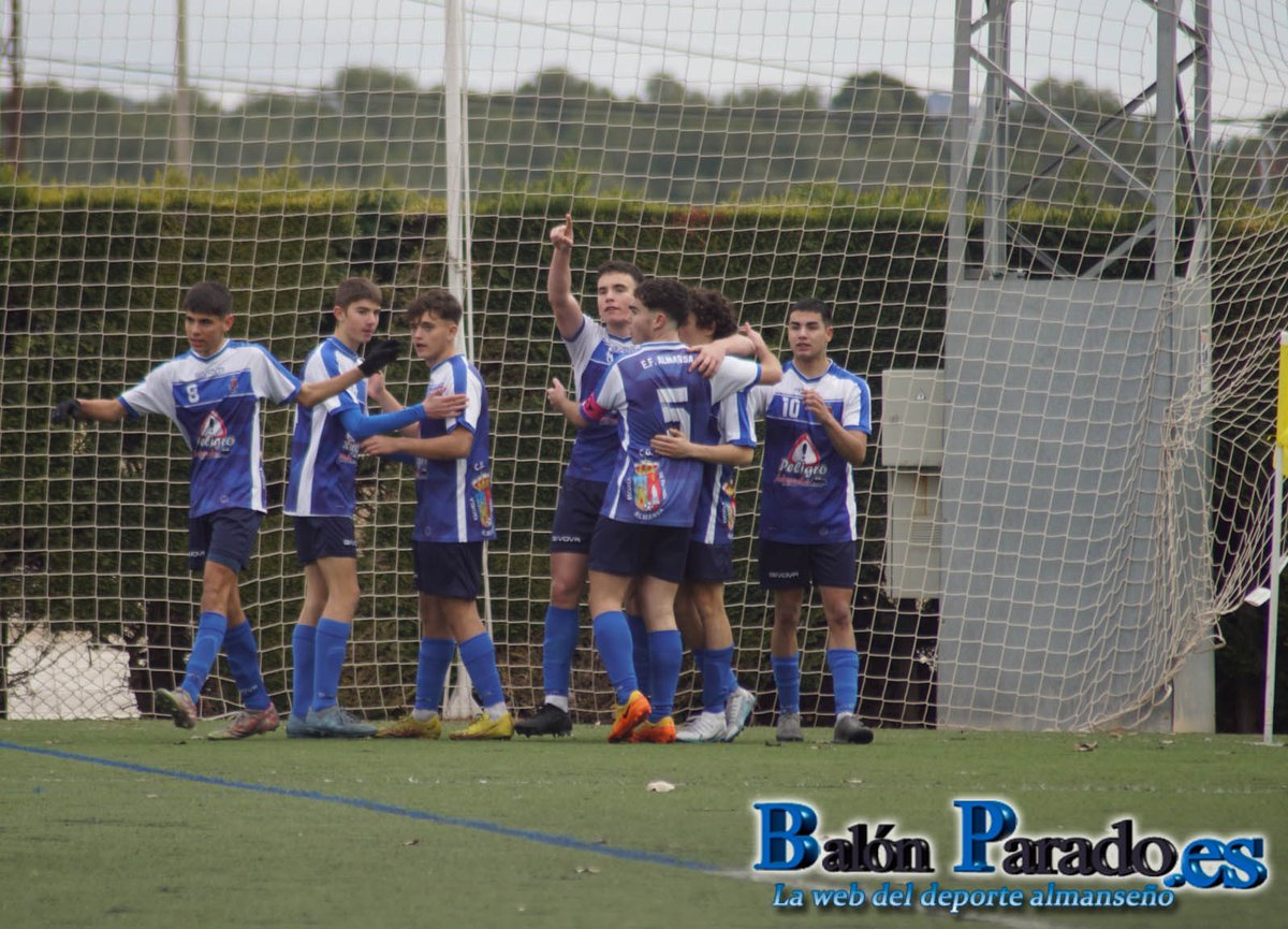 Balon_Parado's tweet photo. El juvenil preferente⚽️💙 toma aire🫁 con su victoria✌🏼 ante Puertollano
👇🏼👇🏼
https://t.co/RaiUHL1olx

@AlmansaCiudad @UDAlmansa @EFBAlmansa @JAVIER_JABO @carlos5alejo @Ivan_Vizcaino @joseazulgrana22 https://t.co/aZITpkteBV