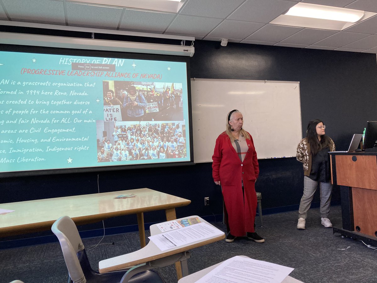 AmyPason's tweet photo. @PLANevada A big thank you to organizers Jay and Elvira talking with my @unevadareno communication studies students about community organizing #DoingDemocracy https://t.co/AC2zLch3OO