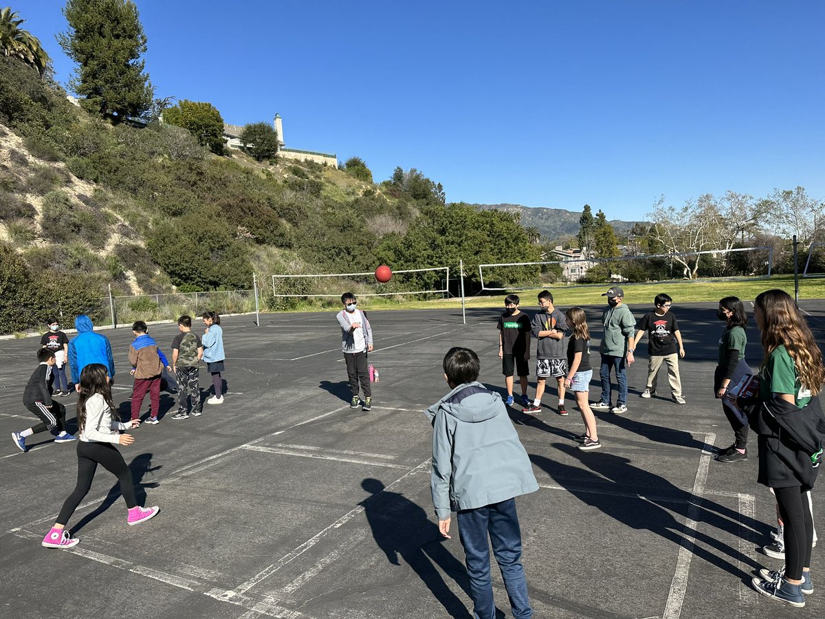 Don Young (@dyoung1fmsavid) on Twitter photo Day 2: FMS Avid Mentor Program. 5th grade students learned how to open a combination lock and also got to participate in a 6th grade PE Activity: 4-Square Fitness 🏐 <a href="/FoothillsMS/">Foothills Middle School</a> <a href="/ArcadiaUnified/">Arcadia Unified</a> <a href="/AVID4College/">AVID</a> Day 2: FMS Avid Mentor Program. 5th grade students learned how to open a combination lock and also got to participate in a 6th grade PE Activity: 4-Square Fitness 🏐 <a href="/FoothillsMS/">Foothills Middle School</a> <a href="/ArcadiaUnified/">Arcadia Unified</a> <a href="/AVID4College/">AVID</a>