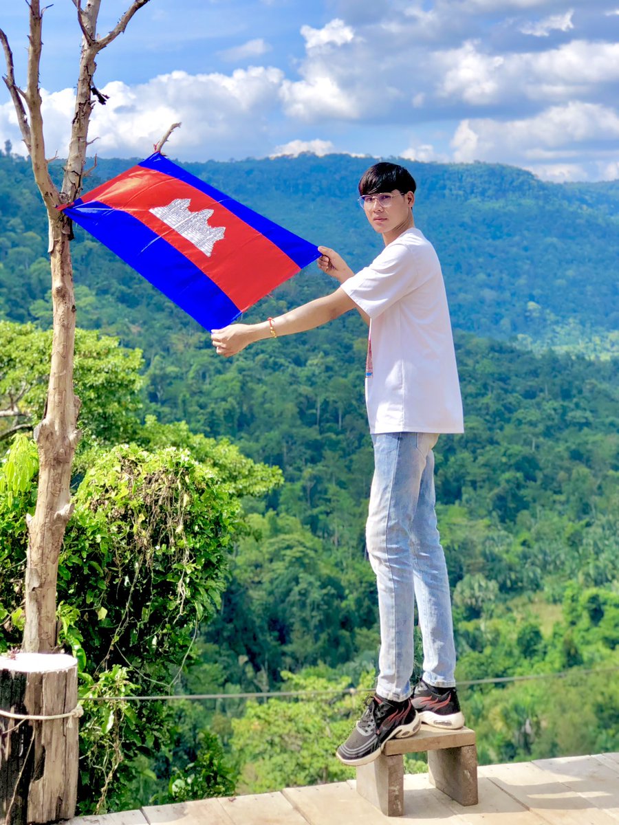 Bellafrash's tweet photo. Good morning ភ្នំត្បែងមានជ័យដែនដីពិសិដ្ឋិ https://t.co/AcLx75mqLh