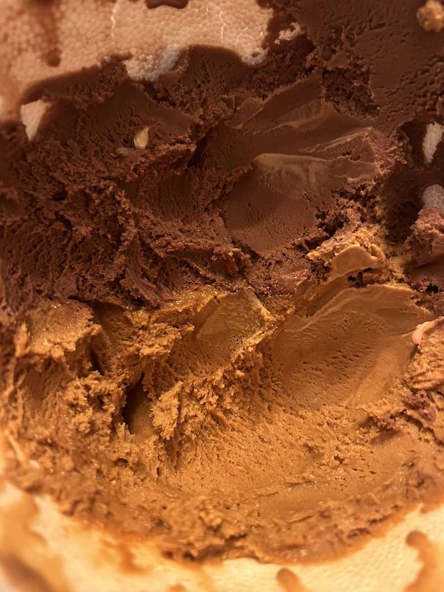 AzulPimpollo's tweet photo. Sale helado directo sin cena ! https://t.co/xllD0utmCi