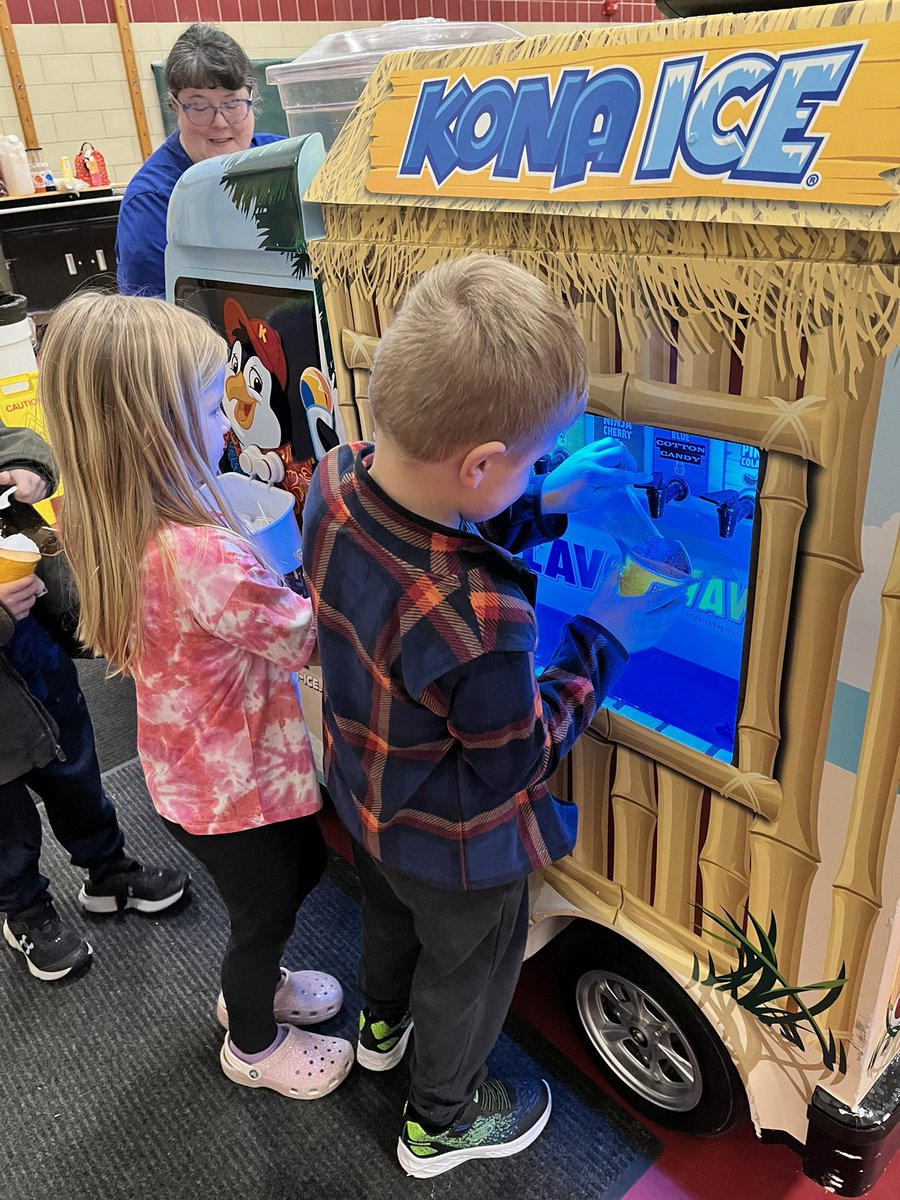 Mrs. Brenize tweet media