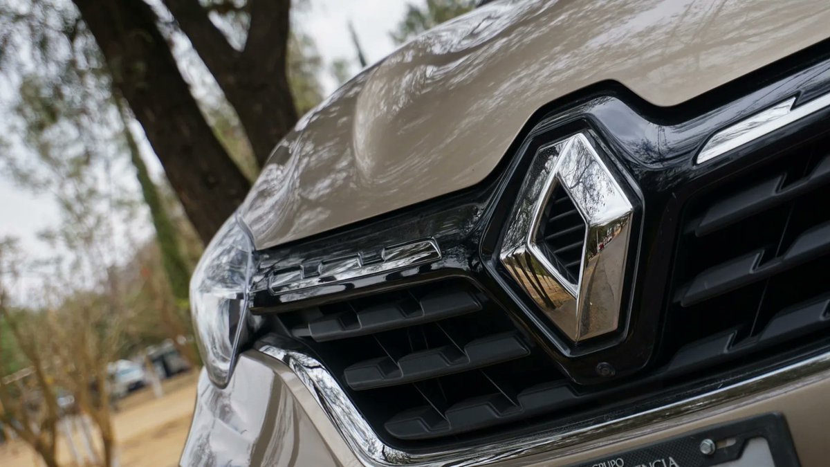 ConductoresAlAz's tweet photo. Sin duda es una SUV muy completa, me gusta su manejo, se siente ágil gracias al turbo. Al día tiene detalles como su cámara 360 que la hacen más práctica para moverse en esta ciudad tan apretada 🤠 @renault_mx https://t.co/1xB8iQf2RL