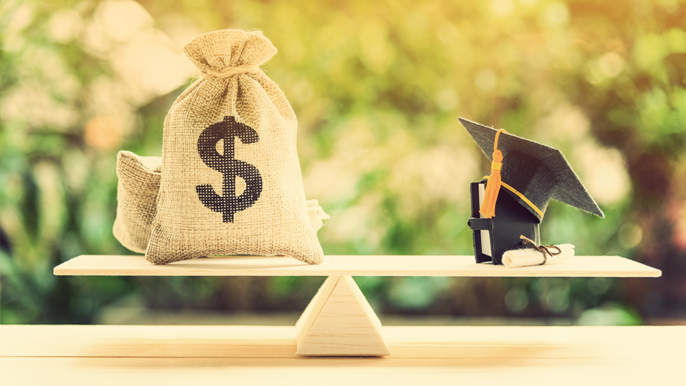 AMA Journals (@ama_journals) on Twitter photo When faced with the daunting #college costs, many students choose cheaper schools rather than taking out bigger student loans. A recent Journal of Marketing Research study shows how this may backfire: bit.ly/3E5S0aH
#studentloandebt #studentloans <a href="/morewedge/">Carey Morewedge</a> <a href="/hey_haewon/">Haewon Yoon</a> When faced with the daunting #college costs, many students choose cheaper schools rather than taking out bigger student loans. A recent Journal of Marketing Research study shows how this may backfire: bit.ly/3E5S0aH
#studentloandebt #studentloans <a href="/morewedge/">Carey Morewedge</a> <a href="/hey_haewon/">Haewon Yoon</a>