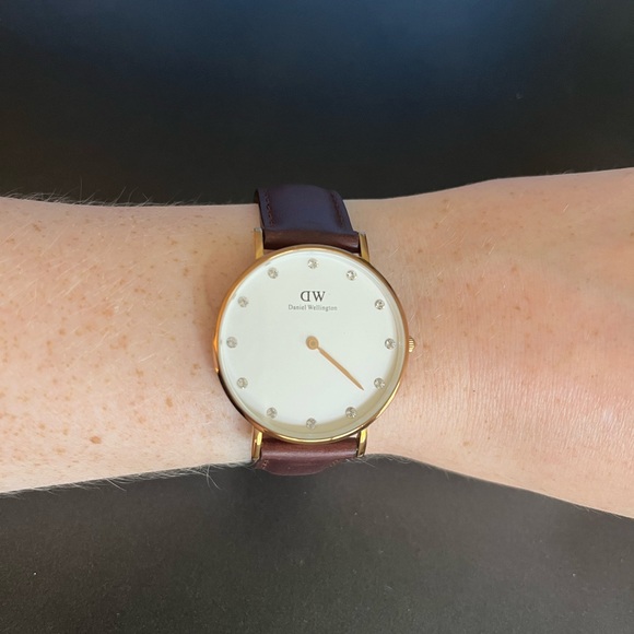 ReneeFinds's tweet photo. So good I had to share! Check out all the items I'm loving on @Poshmarkapp #poshmark #fashion #style #shopmycloset #harleydavidson #danielwellington: https://t.co/uMoedf8yjN https://t.co/PO3PGNvqbB