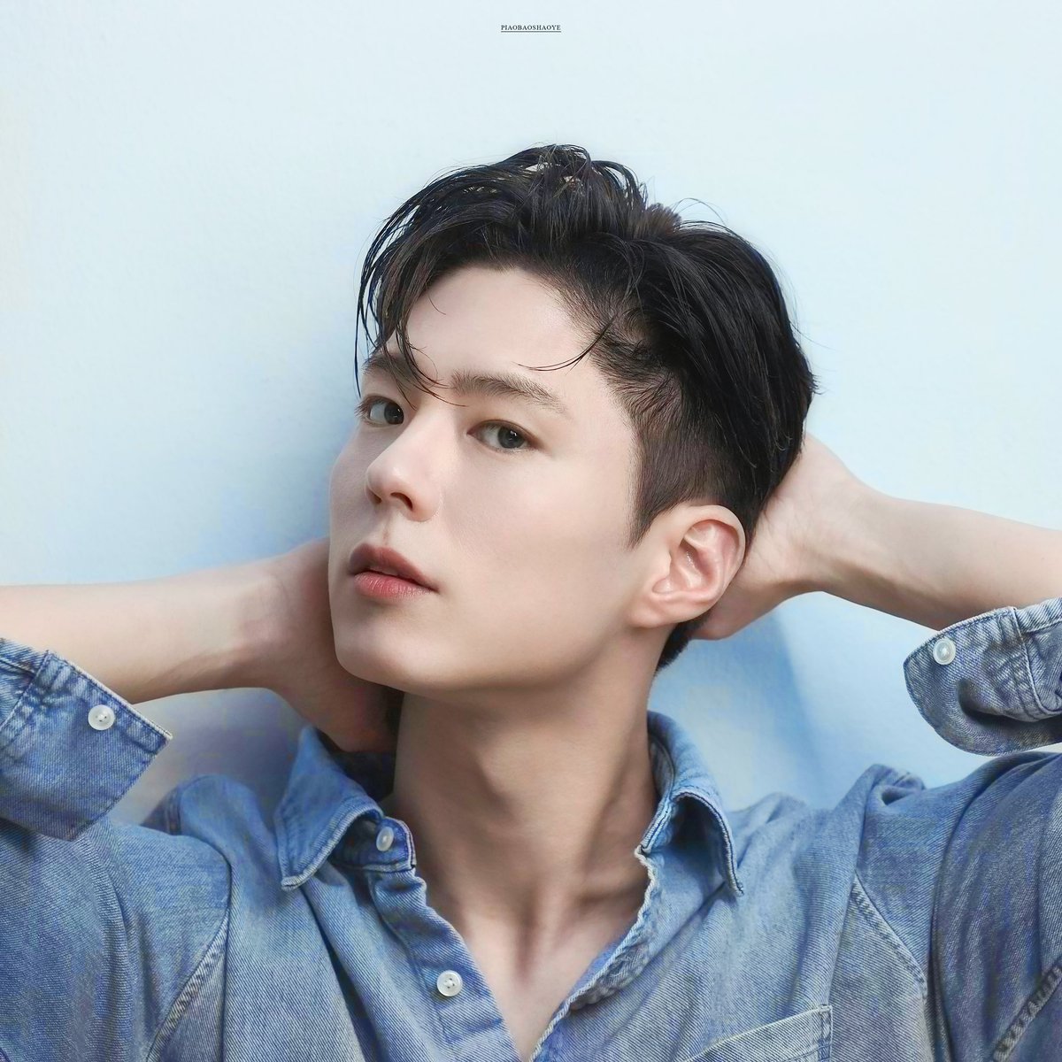 bogumsuni_24's tweet photo. 보검 New 프사 
컬러로 보니까 또 새로운 잘생김🖤 https://t.co/fx3TTBx9fm