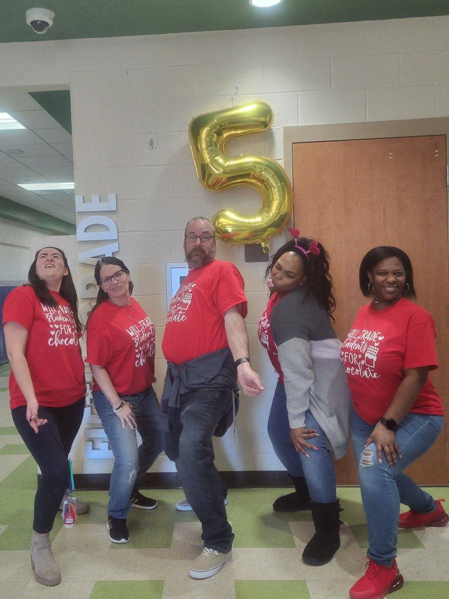 KMPWainwright's tweet photo. Love Day fun😍 @LyonsMill #TeamBCPS https://t.co/XxxeCWvH2r