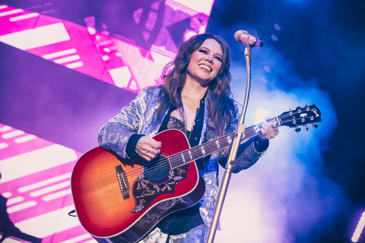 𝒂𝒏𝒏𝒊𝒆 on Twitter: 