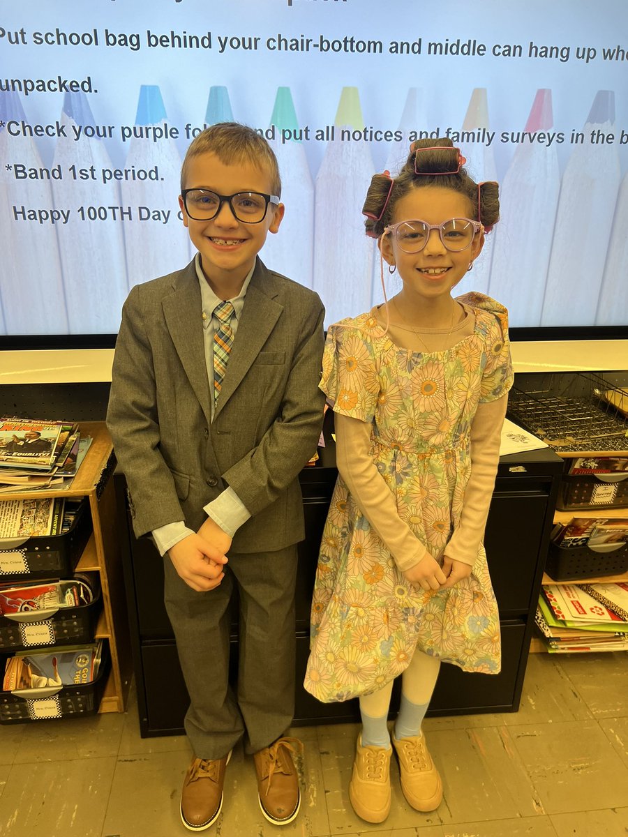 ps50si's tweet image. 💯 days smarter &amp;amp; 💯 years old! #ps50