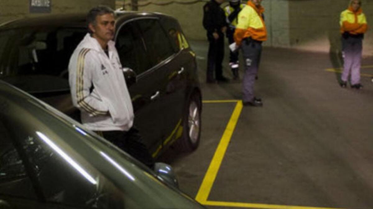aarnoldball's tweet photo. @JorgeBustos1 aqui de chill esperando a que se siga tirando del hilo y salga la corrupcion en Europa. https://t.co/PkUQqLIAA7