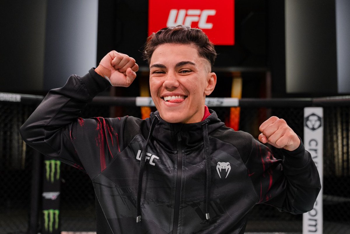 ufc's tweet photo. Getting a feel for the Octagon 💪 

#UFCVegas69 fight week is officially underway! 

[ Feb 18 | Catch the action LIVE on @ESPNPlus this Saturday ] https://t.co/UdSTHOSqxo