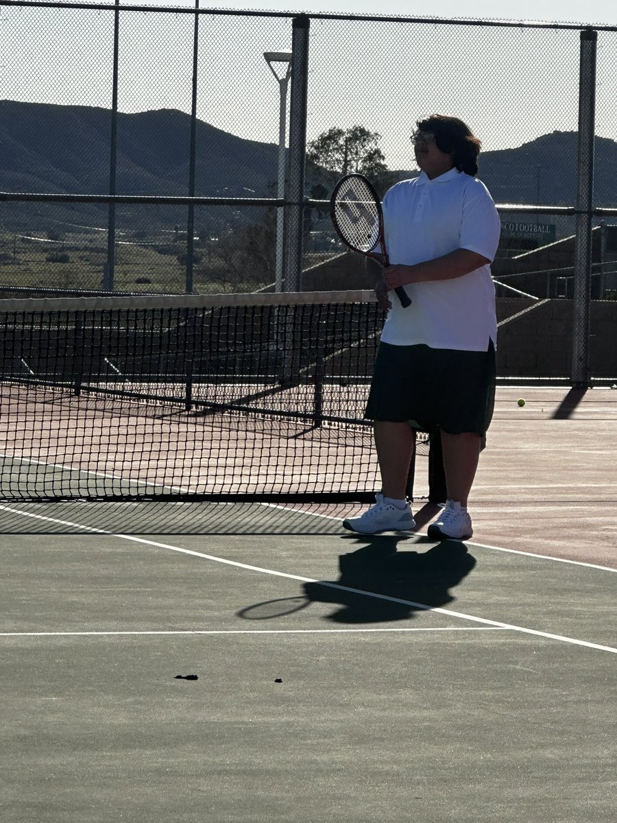 MLopezTorres_'s tweet photo. First Tennis match of the season! #Broncostrong #BanningHigh https://t.co/o0bP6T5kSU