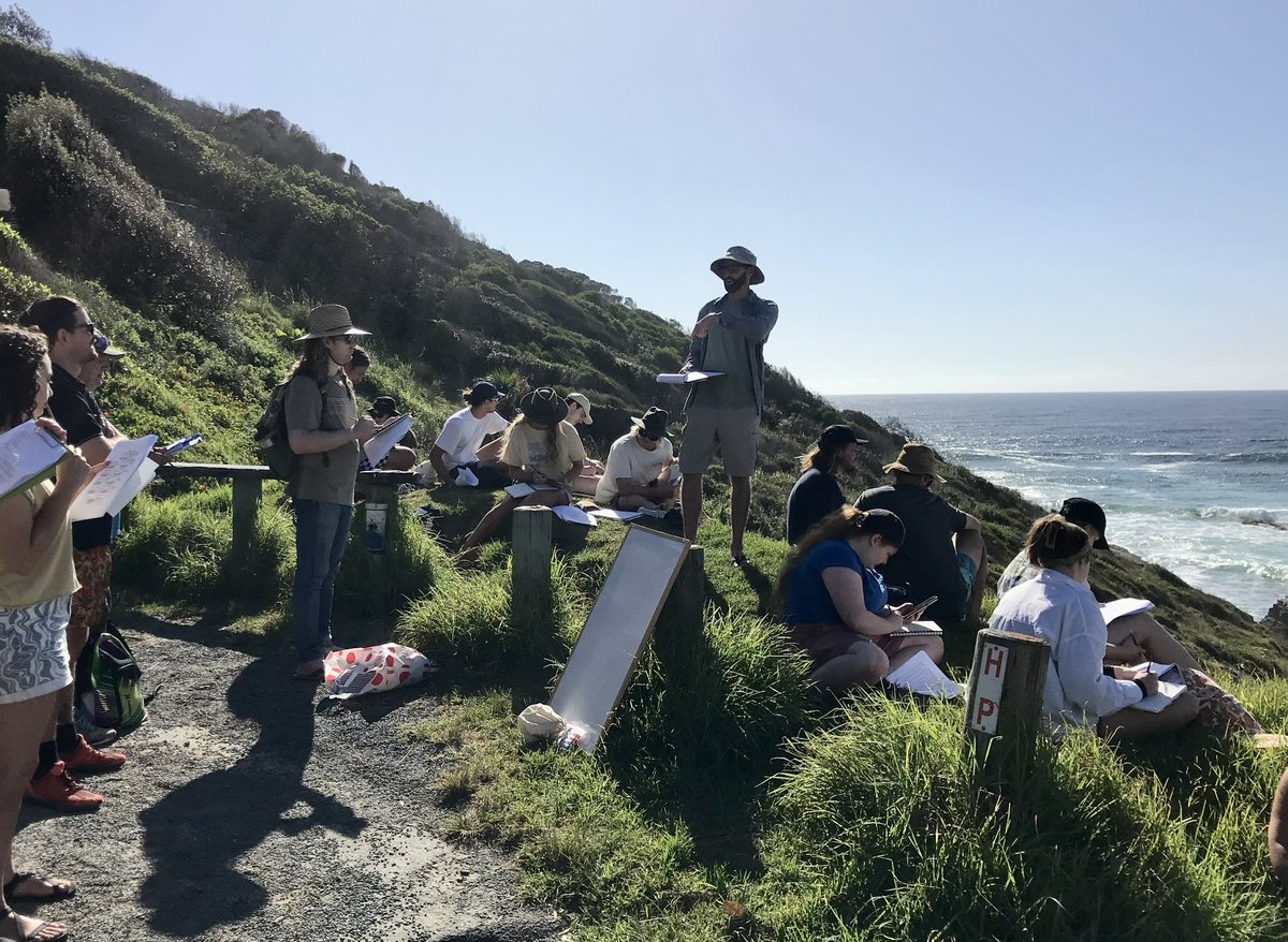 Mike Kinsela tweet media