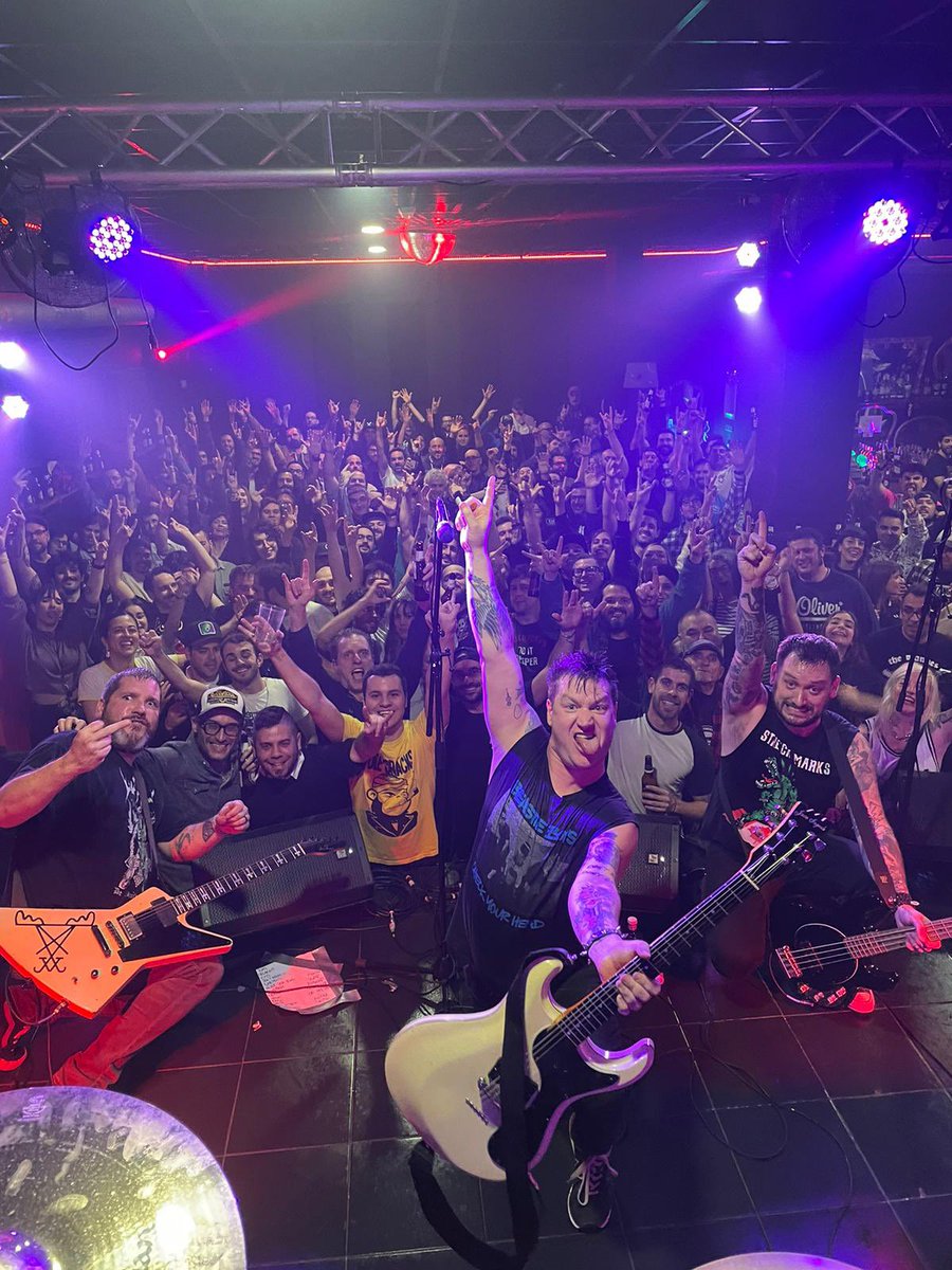 Oviedo was sick! Thanks to everyone who came out &amp; welcomed us to Spain!  Your turn Donosti! We’ll see you at Dabadaba. Then Alsasua, Girona &amp; Barcelona! Get tix @ teenagebottlerocket.com
#teenagebottlerocket #fatwreckchords #fatwreck #skatepunk #punkrock #poppunkmusic #punk