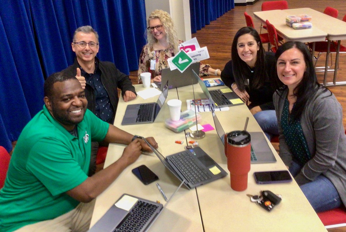 Tomas Munoz tweet media