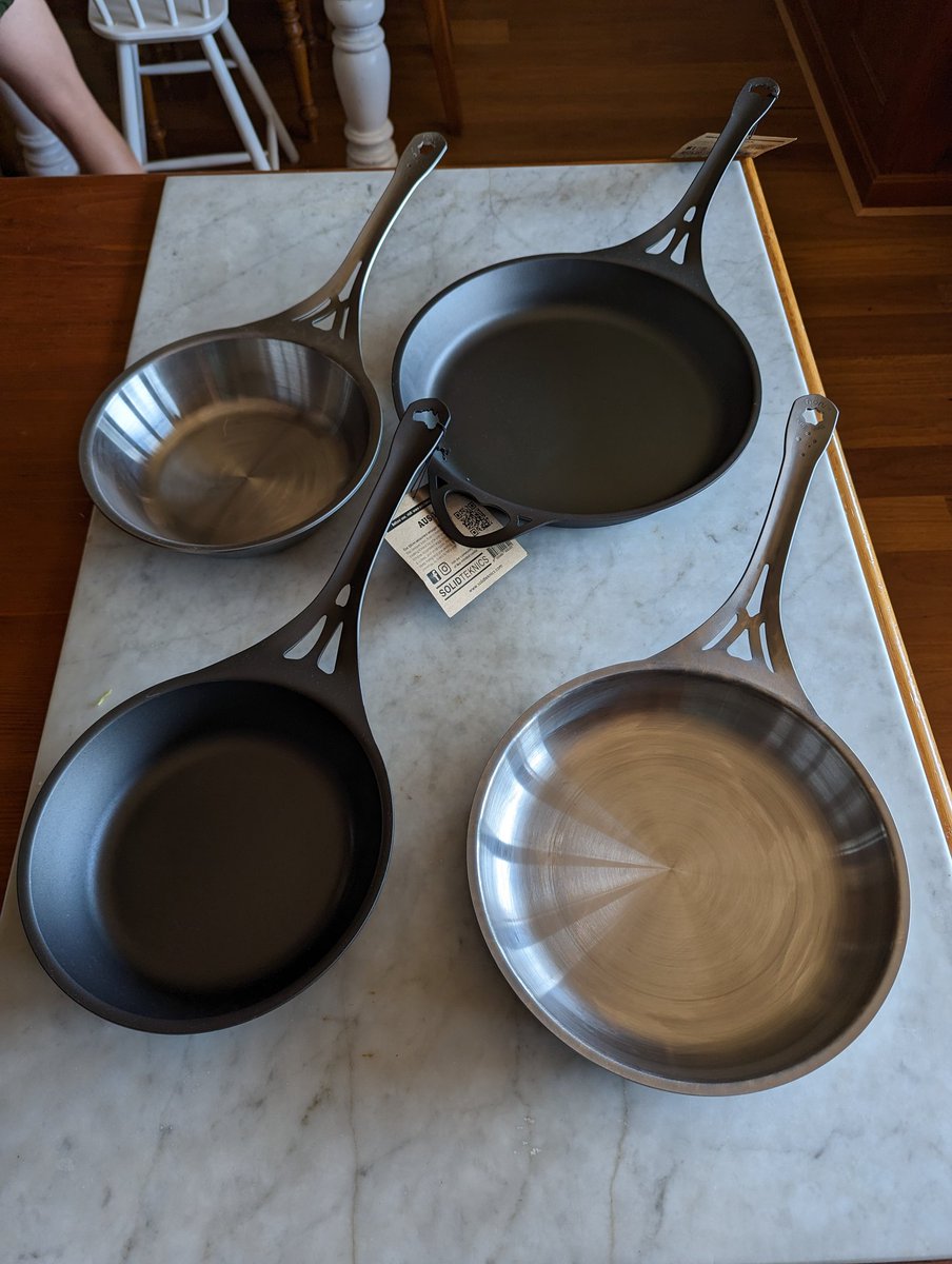 JakeWolki's tweet photo. #Solidteknics in the house!
We have an induction stove so these are the perfect fit for us. Keeeeen 💪 https://t.co/vbbeaFGCnk