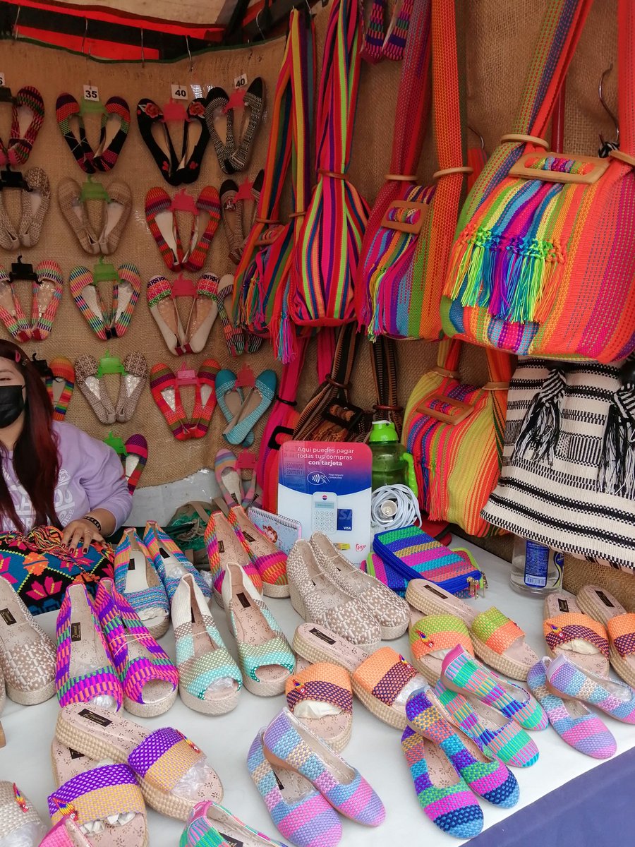 SolangeHando's tweet photo. Colombia indigenous craft
@julesverne @SilverTravelAdvisor https://t.co/kniu8WtIgs