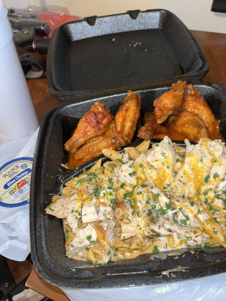 Theywant_dj's tweet photo. Yβall know how I come about my new spot #HungryAf on candler rd yβall tap in with them fasure #ChefKodak https://t.co/4SoHUrNZb3