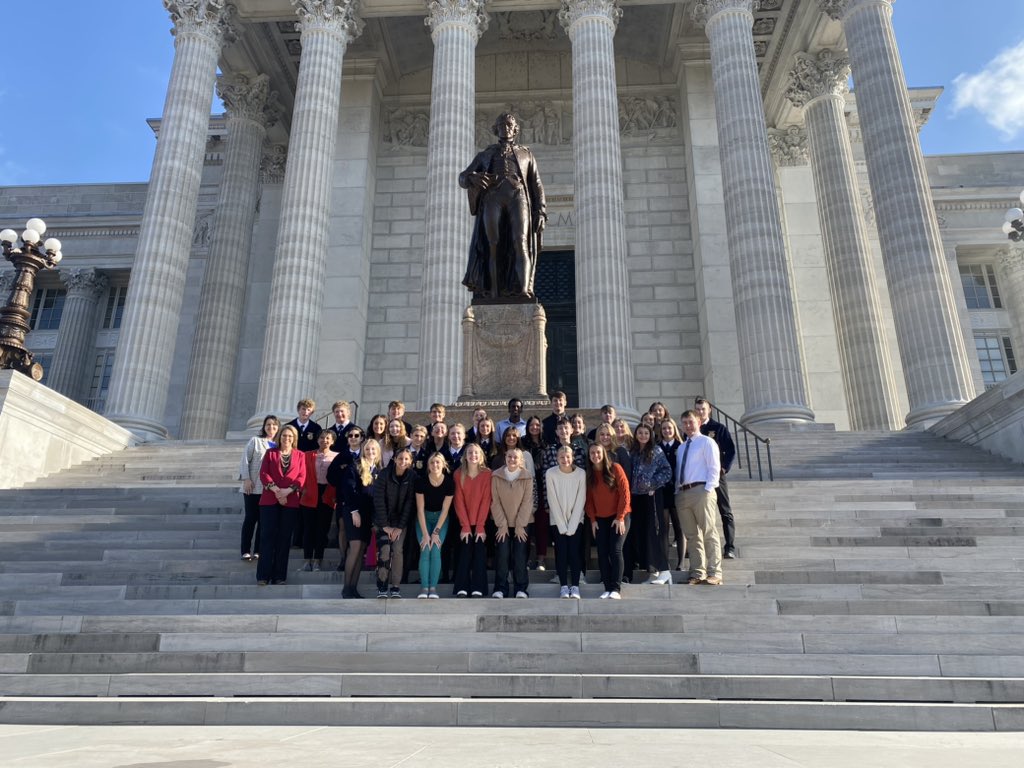 Our STJ FBLA members, enjoyed attending the Missouri ACTE Legislative Day at the Capital today. Huge thank you to our representatives for showing us around and taking care of us! #LegislativeDay #StjFBLAsuccess <a href="/stjKristinLorts/">Kristin Lorts</a>